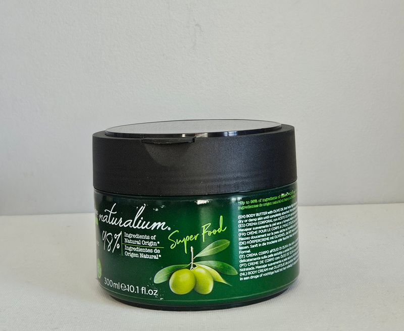 Créme corporelle a l&#39;olive 300ml