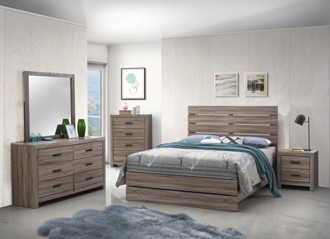 B055 Queen bedroom, 5 pc.