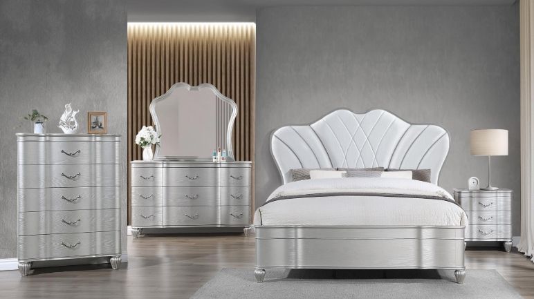 Eros Queen 5PC Bedroom Set Silver