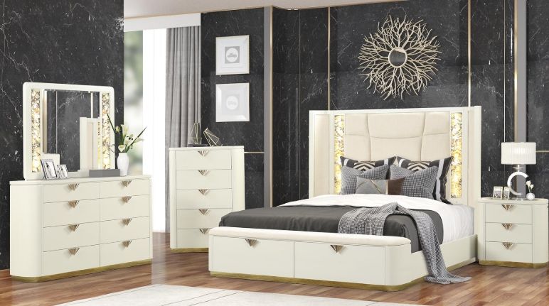 La Pierre Queen 5 Pc Bedroom Set in Cream