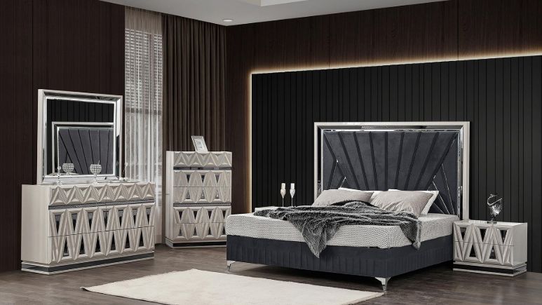 Lavita Queen 5 PC Bedroom Set in Gray