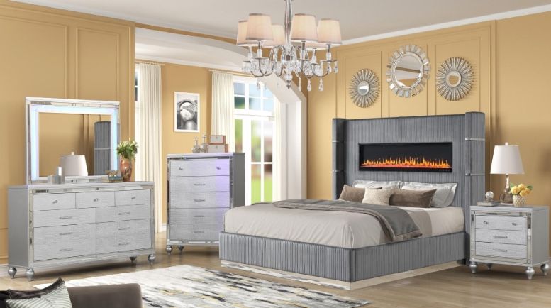 Lizelle Queen 5 Pc Bedroom Set in Gray