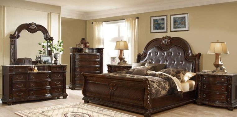 Roma Queen 5 Pc Bedroom Set in Walnut