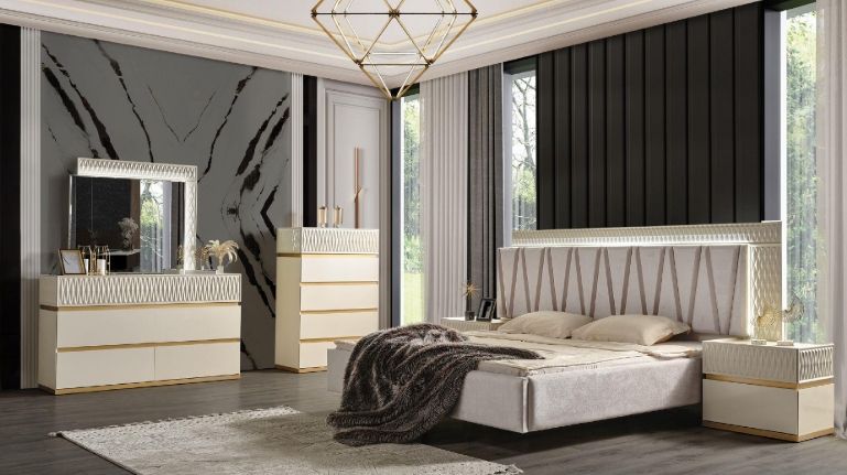 Delfano Queen 5 Pc Bedroom Set in White