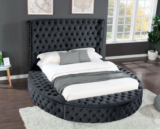 Hazel King Bed Black