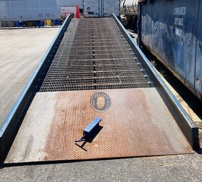 Bluff Used Mobile Yard Ramp in Pennsylvania, 16K Capacity, 84 Bluff Used Mobile Yard Ramp in Pennsylvania, 16K Capacity, 84