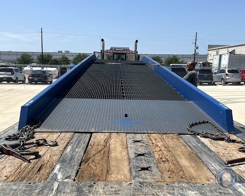 Bluff All Steel Mobile Yard Ramp in Texas, 20K Capacity, 84