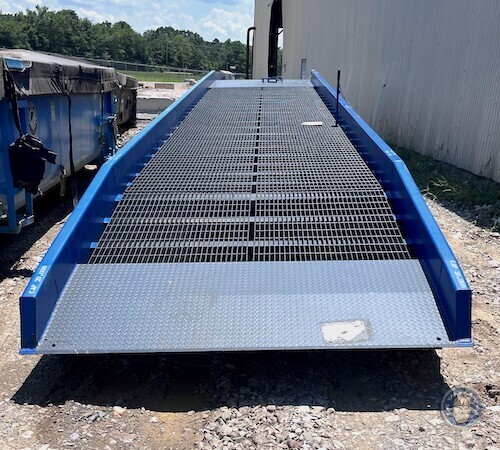 Bluff All Steel Mobile Yard Ramp in Arkansas, 20K Capacity, 84" Width, 36' Length