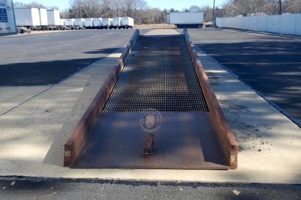 Used Steel Mobile Yard Ramp in Texas, 16K Capacity, 70&quot; Width, 30&#39; Length