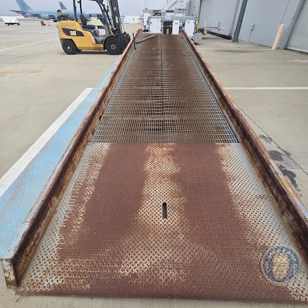 Bluff Mobile Steel Yard Ramp in California, 16K-lb Capacity, 84" Width, 36' Length