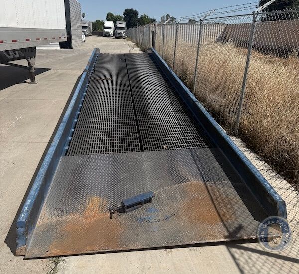 Bluff All Steel Mobile Yard Ramp in California, 20K Capacity, 84" Width, 36' Length