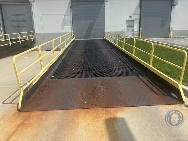 Stationary Dock Ramp with Handrails: Illinois | 15K-lb Cap