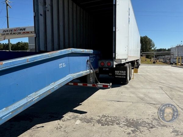 Bluff Portable Yard Ramp in Florida, 20K-lb Capacity