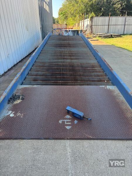 Bluff Portable Steel Yard Ramp 36' Long in Texas Bluff Portable Steel Yard Ramp 36' Long in Texas