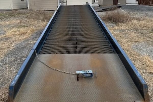 Bluff All-Steel Yard Ramp in Pennsylvania, 20K lb Capacity Bluff All-Steel Yard Ramp in Pennsylvania, 20K lb Capacity