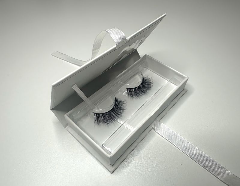 Majestic Wink Strip Lashes