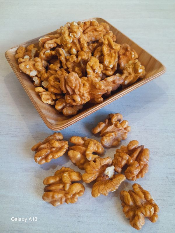 Nueces Extra Light
