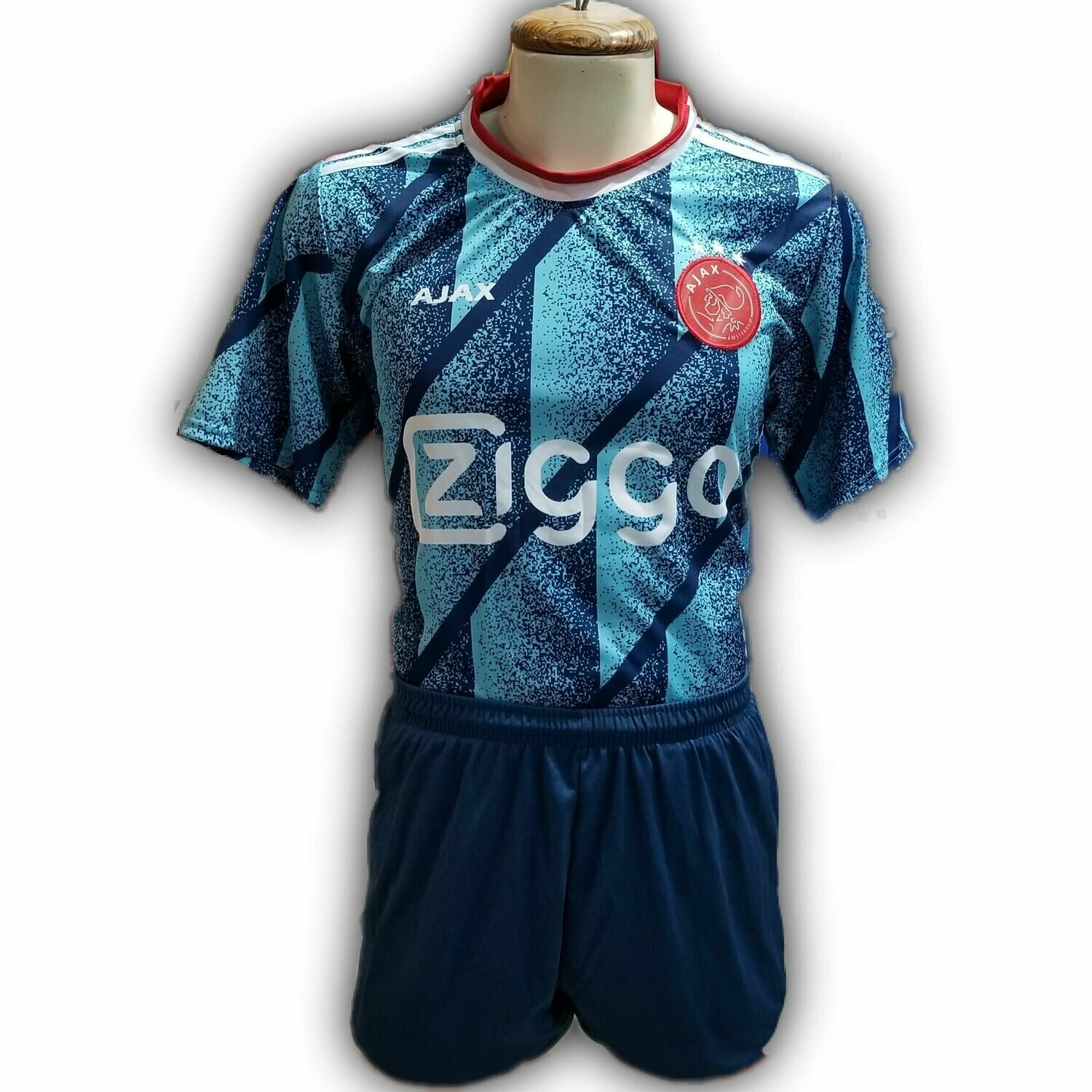 ajax uniforme nuevo