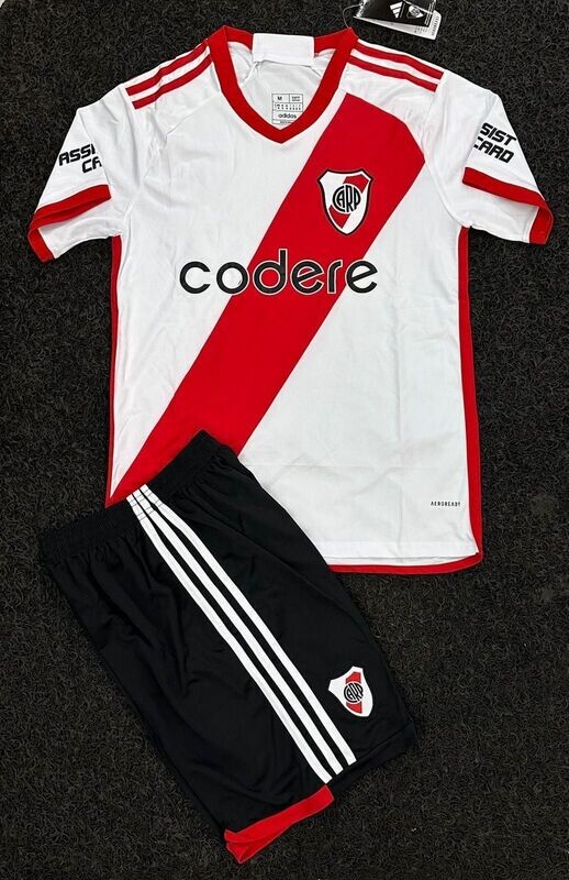 UNIFORME IMPORTADO RIVER PLATE LOCAL UNIFORME IMPORTADO RIVER PLATE LOCAL