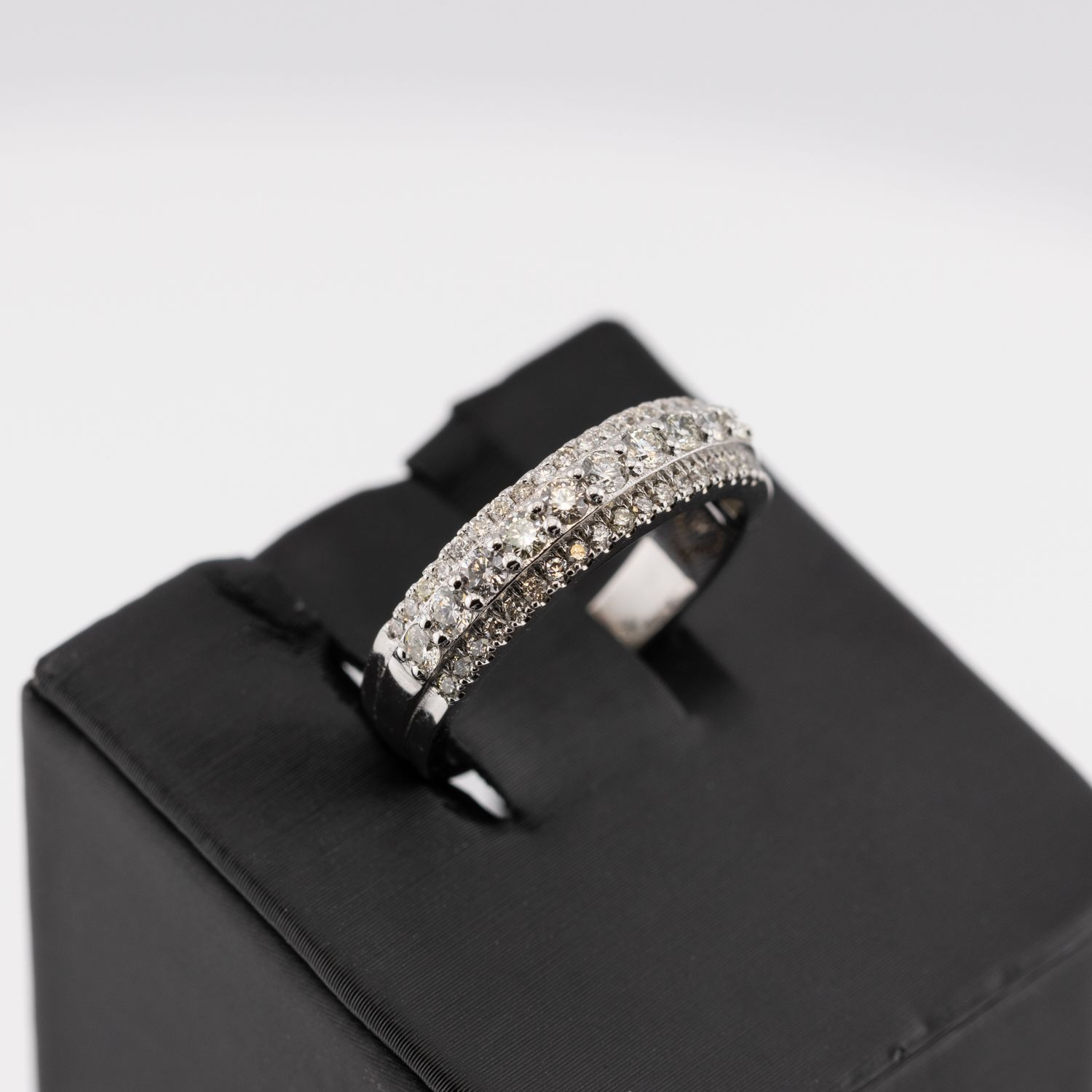14k 3Row Diamond Ring