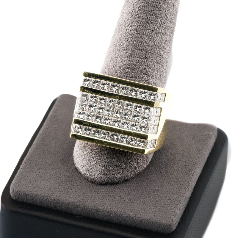 18k Princess cut Diamond ring