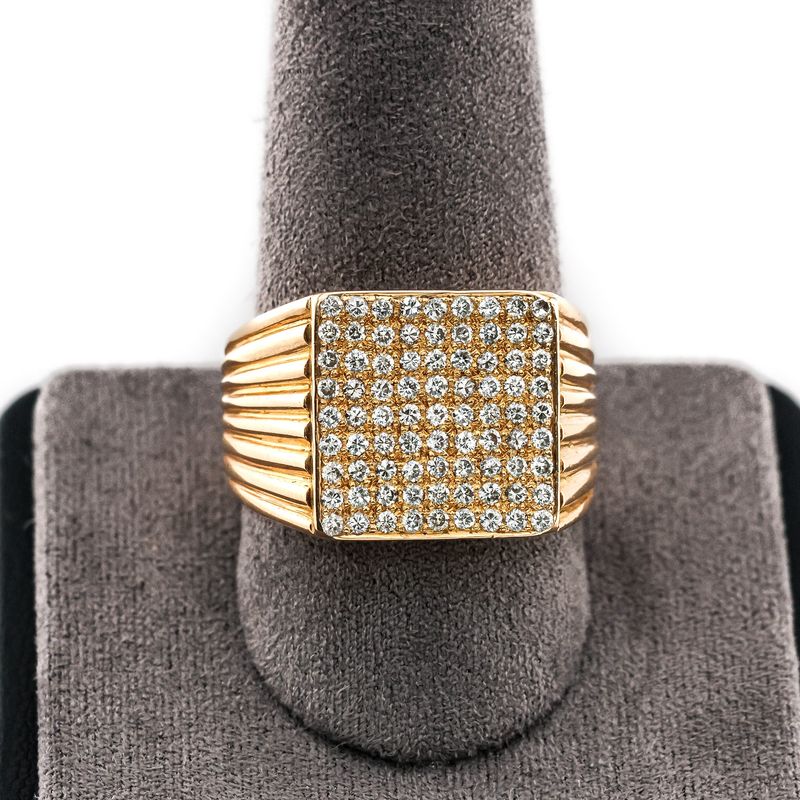 17k Natural diamond square ring