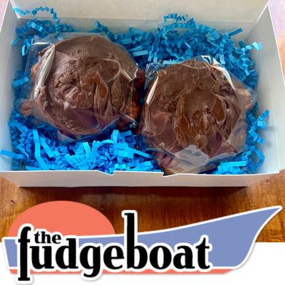 Fudge Kissing Turtles