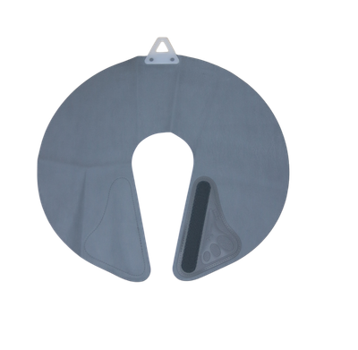 Collar gris claro