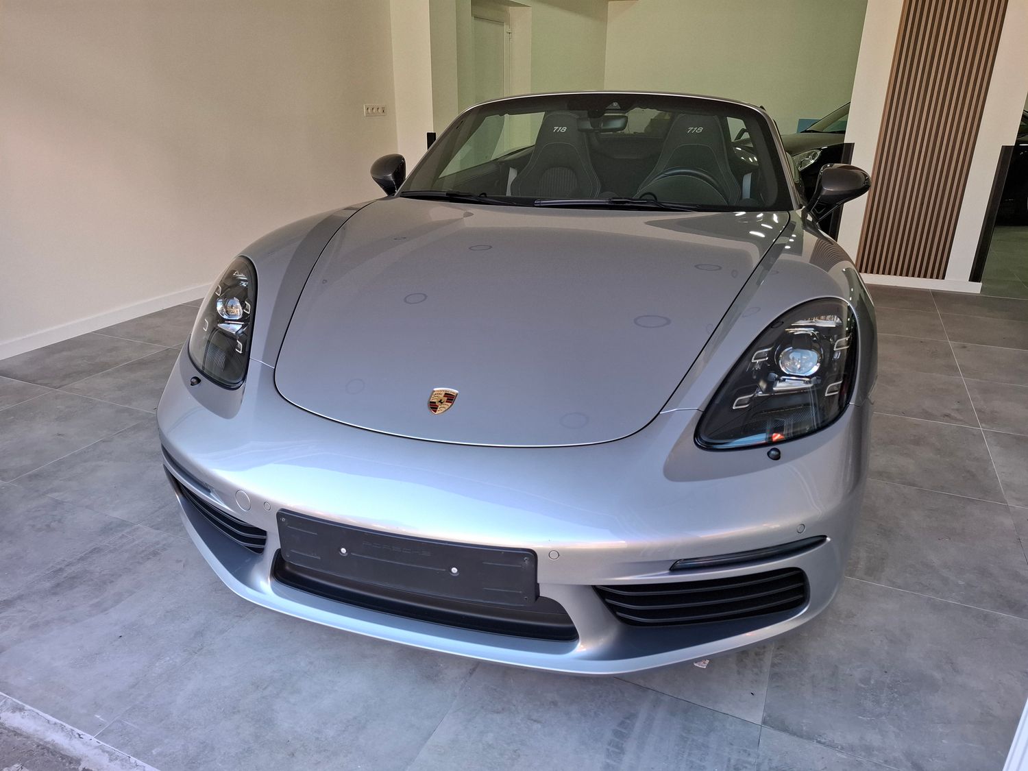PORSCHE 718 T VENDU