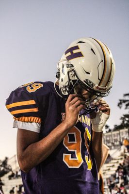 HHS VS WEEKI WACHEE (10-24-25) (SENIOR NIGHT) (LIVE) (NEW)