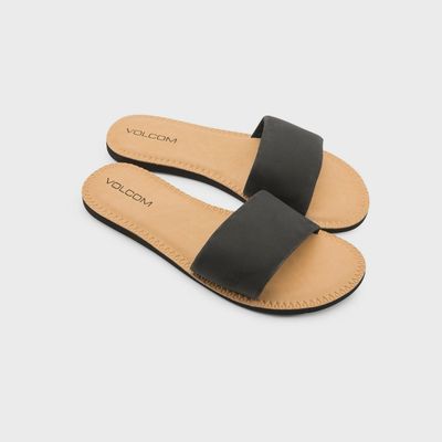 Simple slide sandal