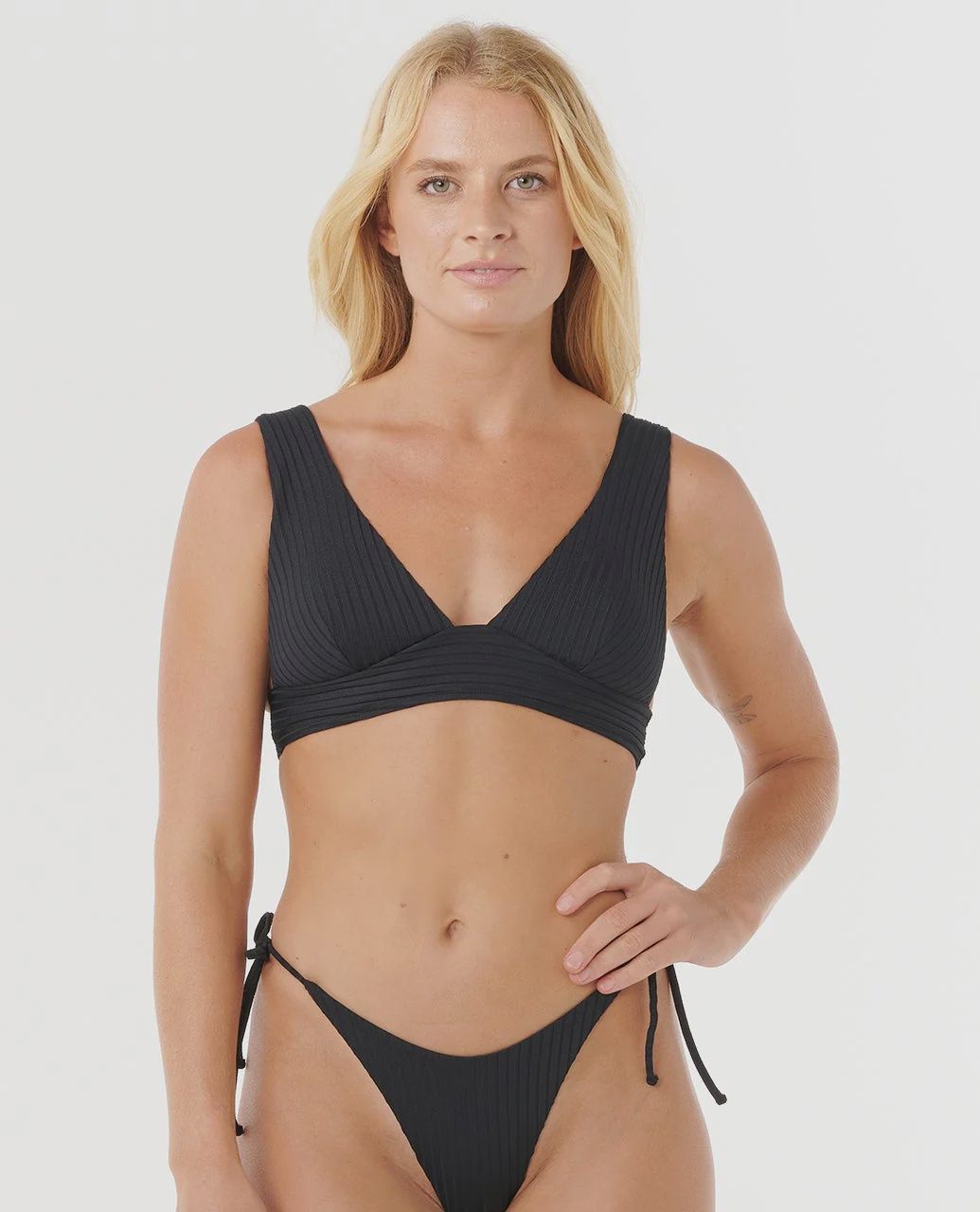 Premium Surf D-DD Deep V, Colour: Black, Size: s