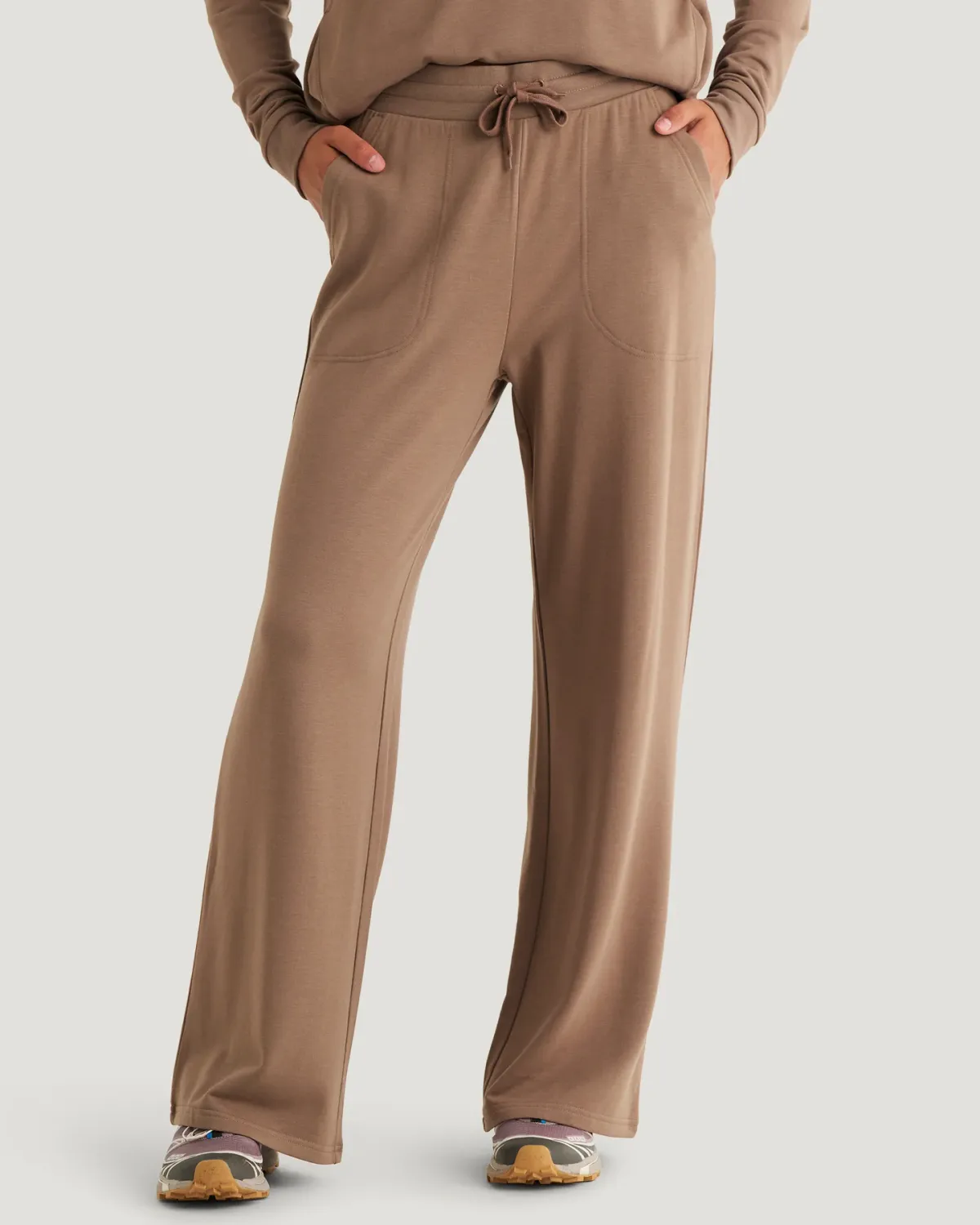 W Bamboo Lightweight Fleece Wide Leg Pant, Colour: Fossil, Size: S