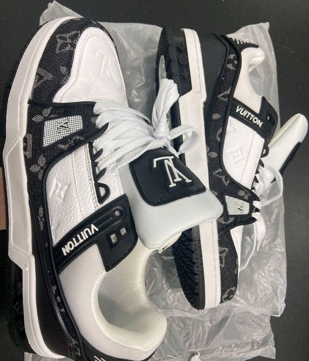 Scarpe LV