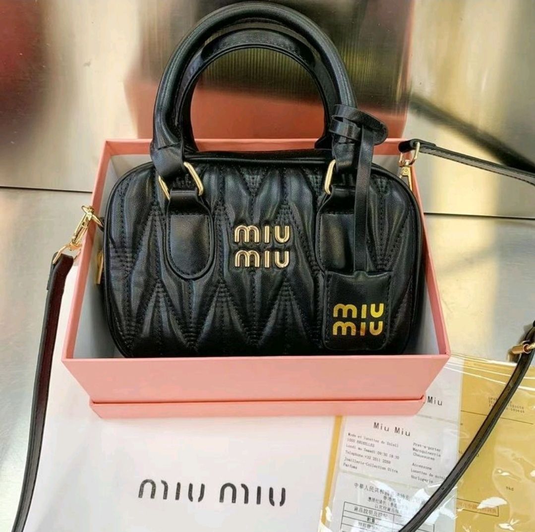 Borsa MIU