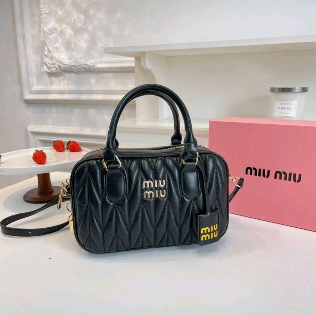 Borsa MIU