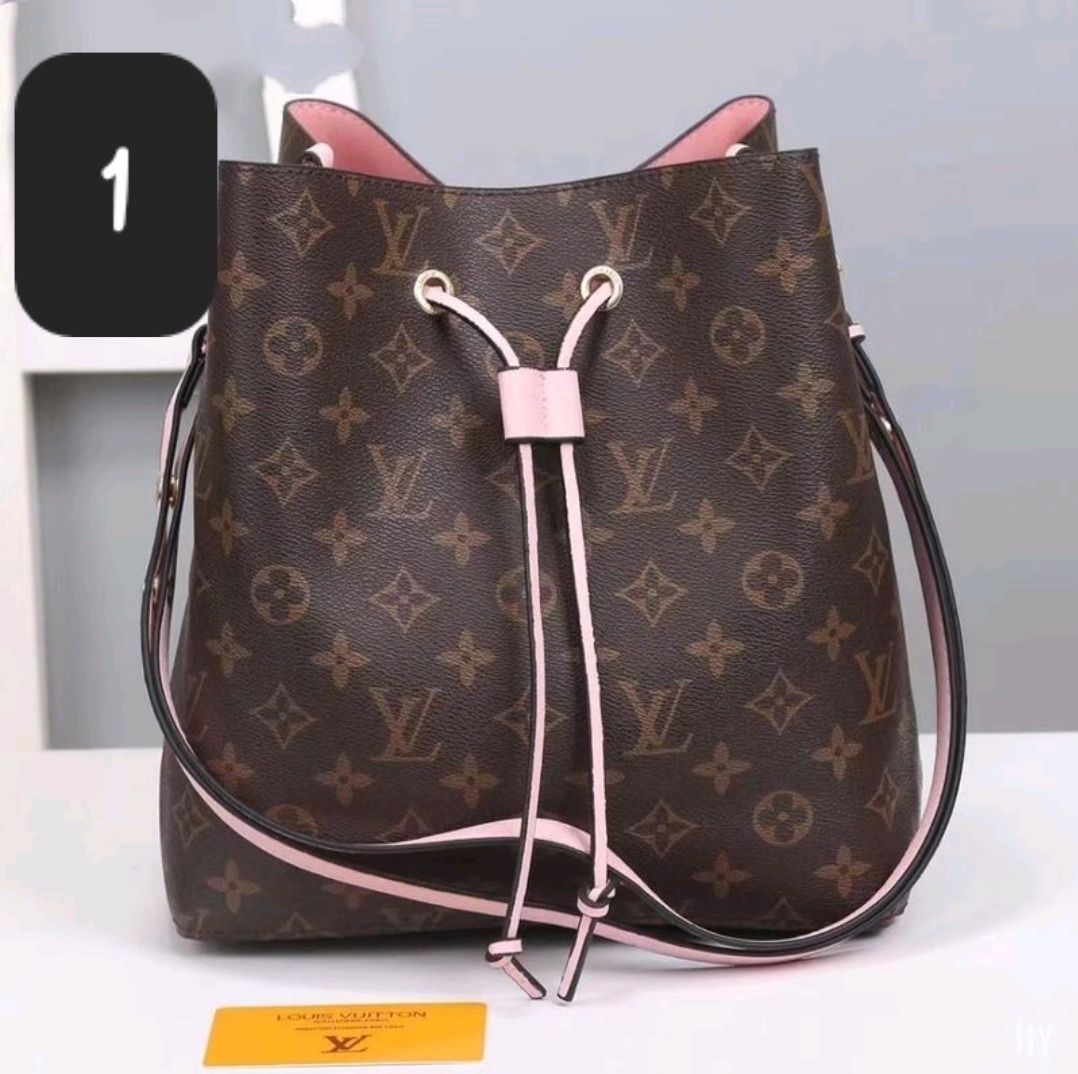 Borsa LV secchiello