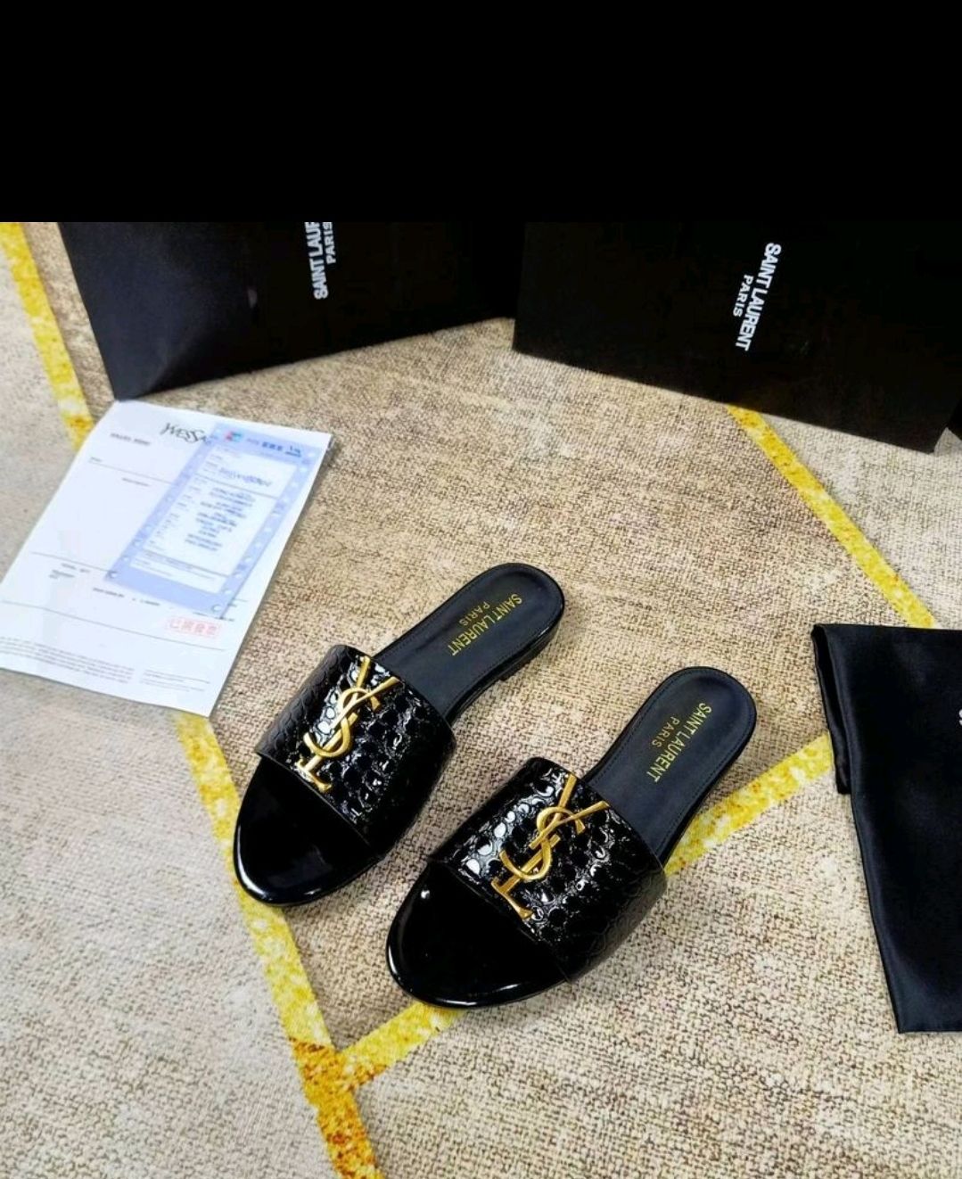 Sandalo YSL coccodrillo nero