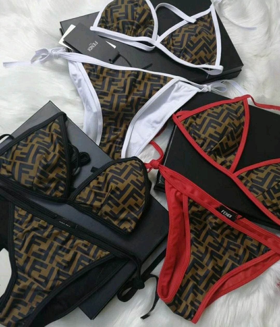 Costume