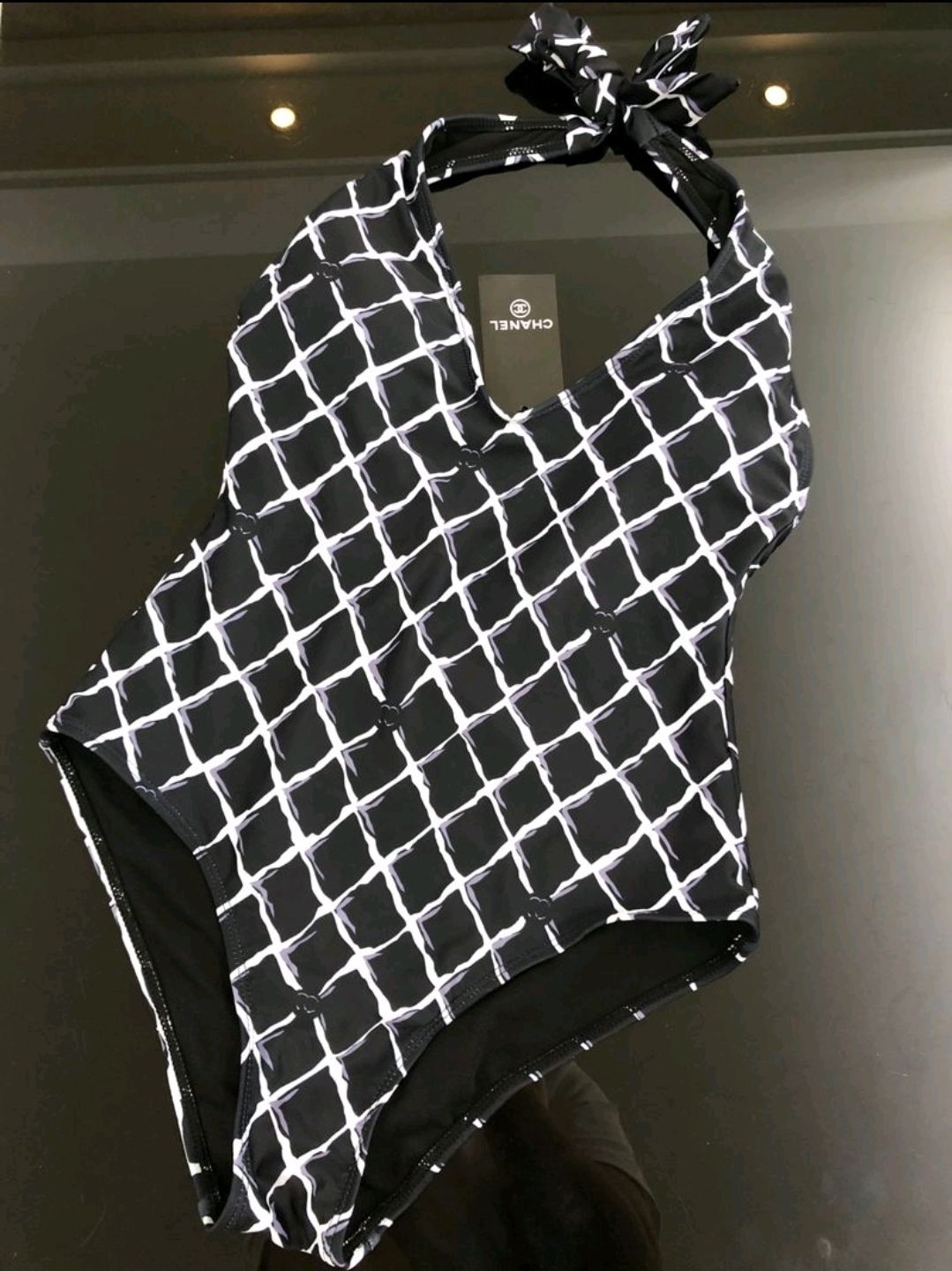 Costume
