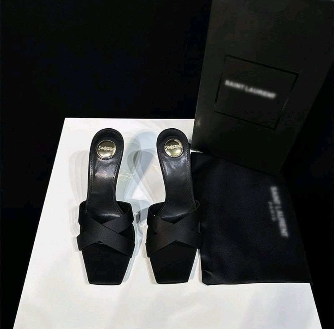 Scarpa YSL