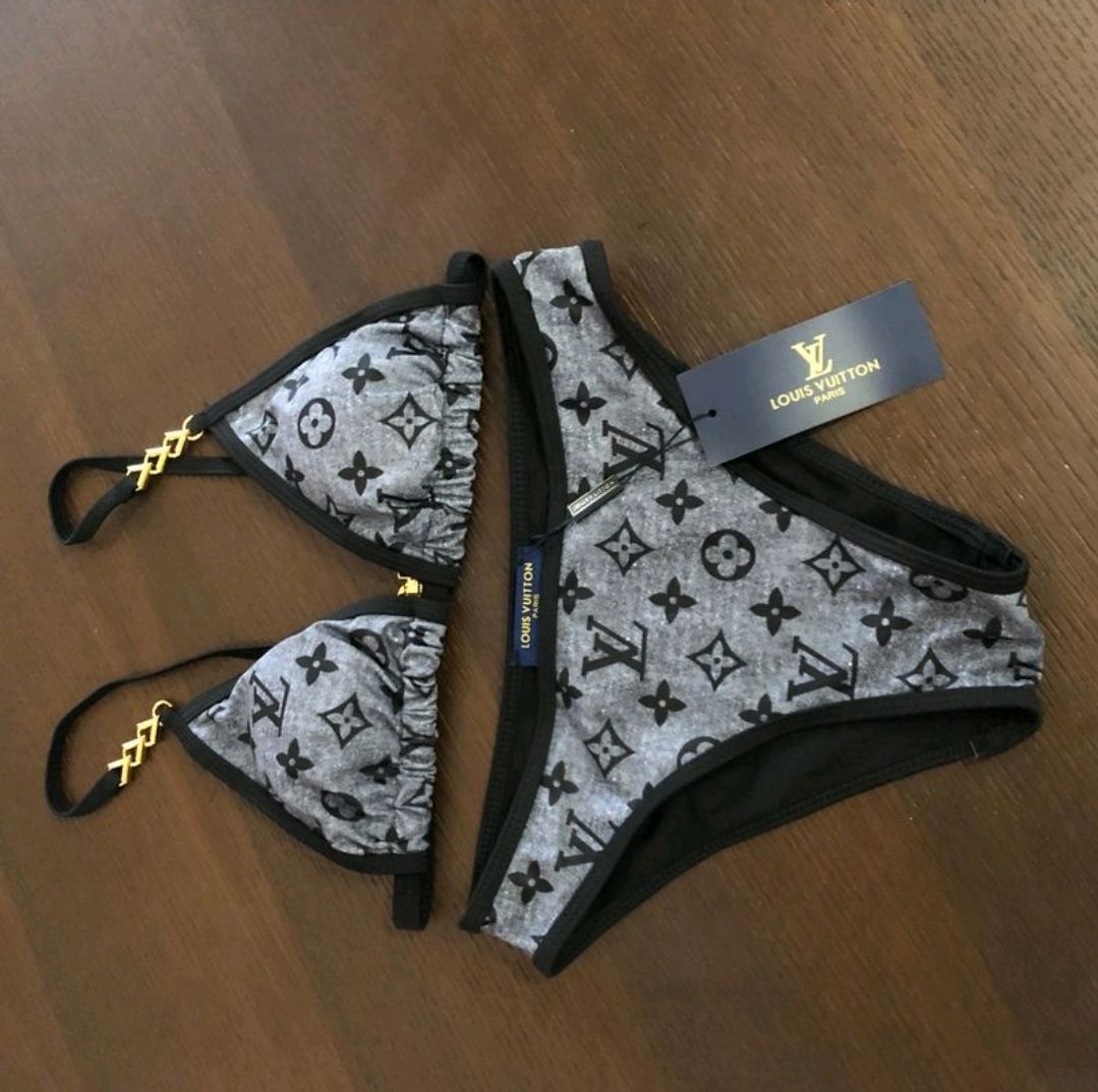 Costume LV