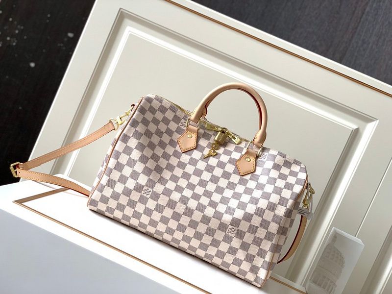 Borsa completa di scatola