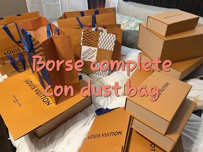 Borse con scatola e dust bag
