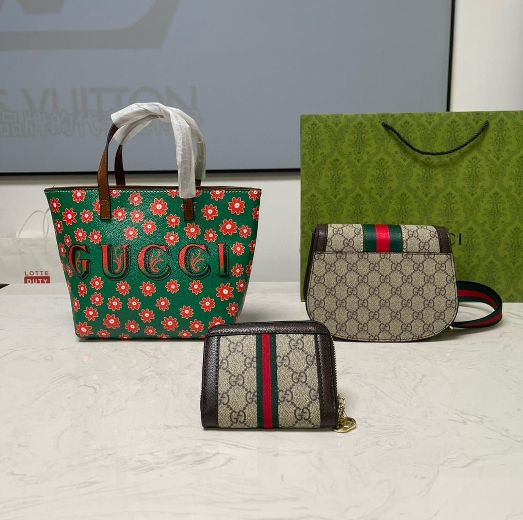 Set tre pezzi con scatola