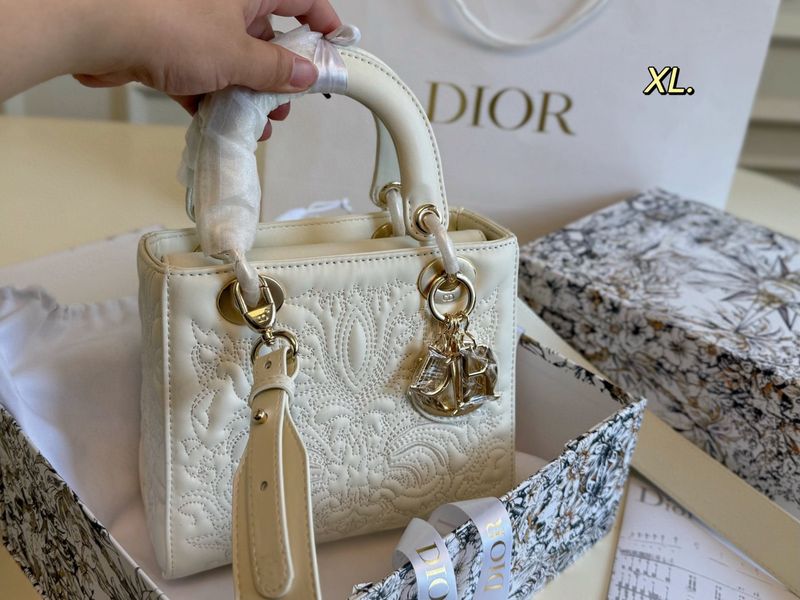 Art.Borsa completa di scatola