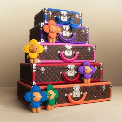 Categoria #Set tre pezzi con scatola complete#