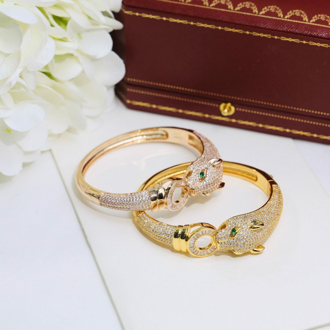 Luxurious Panthère de Bangles