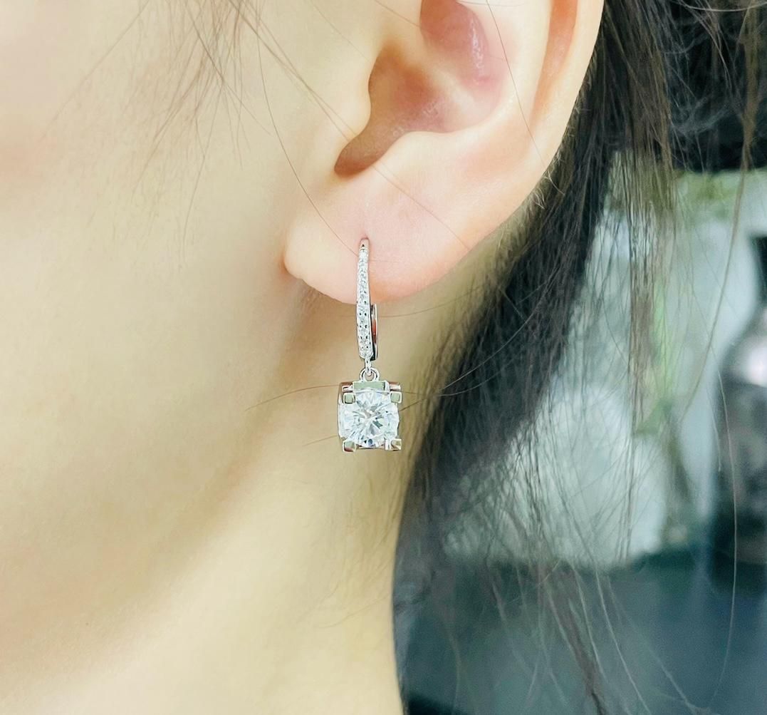Elegant Radiant-Cut Diamond Pendant &amp; Earring Set