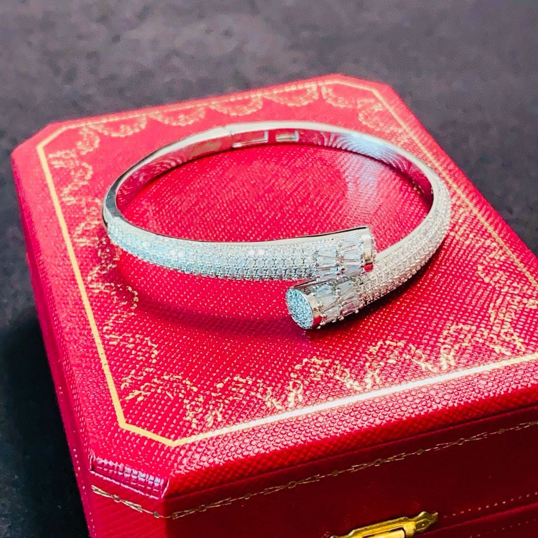 Luxurious Diamond-Encrusted White Gold Bangle